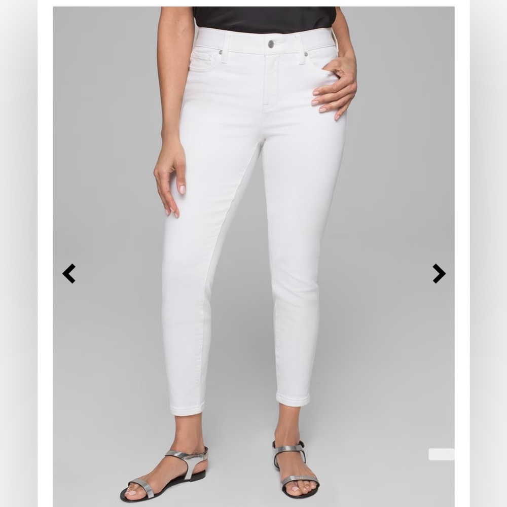 SOMA Slimming 5 Pocket Jeans WHITE SIZE MEDIUM